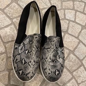 Snakeskin slip-on sneakers